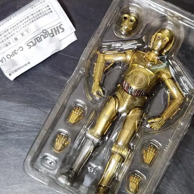 반다이 SHF 스타워즈 C3PO 피규어