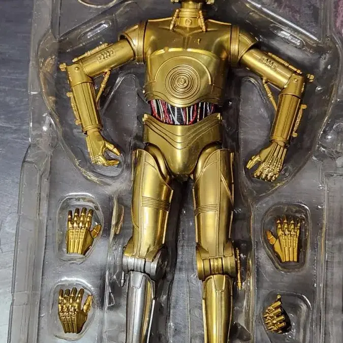 반다이 SHF 스타워즈 C3PO 피규어