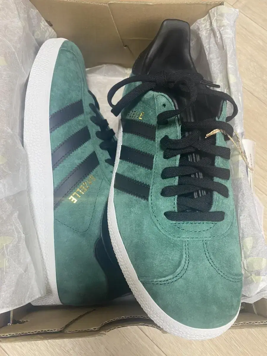 Adidas Gazelle Suede GreenBlackSize 245