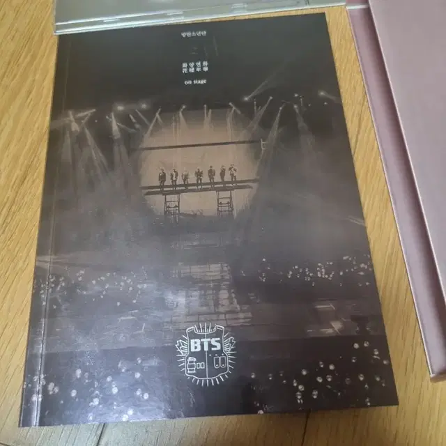 방탄 화온스 dvd 윤기 포카포함 풀셋양도.  bts SUGA 화양연화