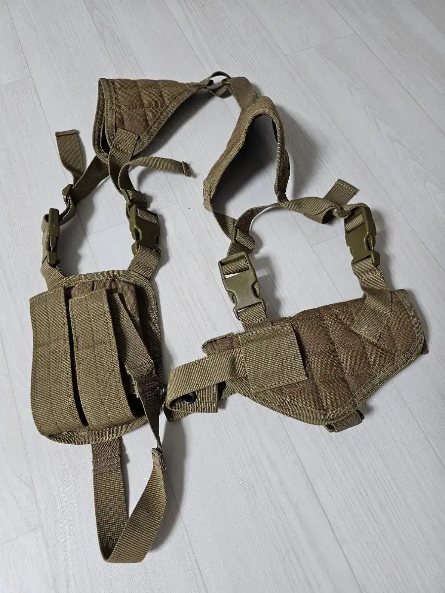 Military X-Bando Pistol Magazine Holster