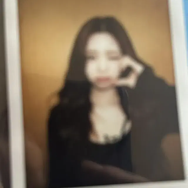 ITZY YUNA SIGNED POLAROID