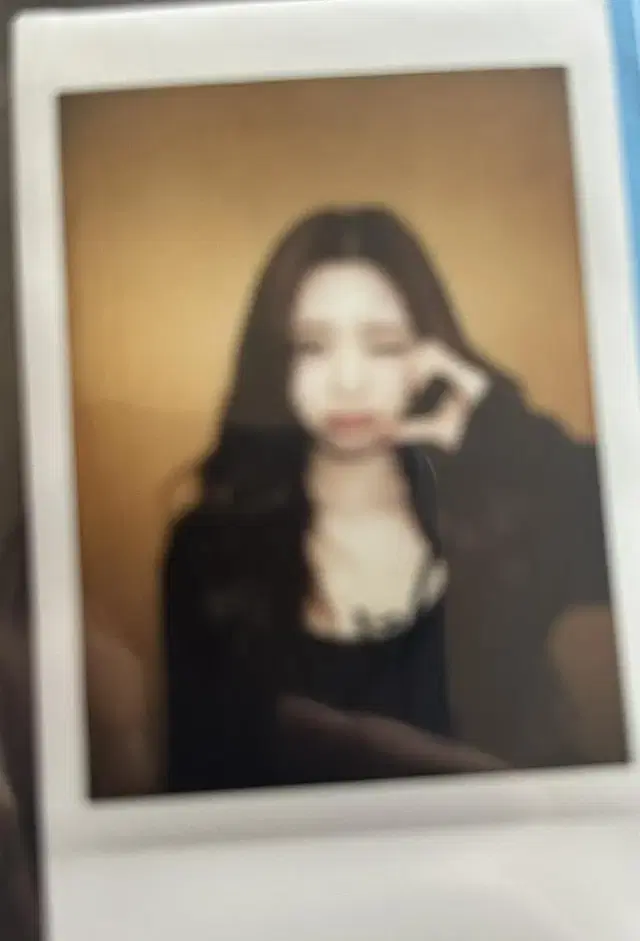 ITZY YUNA SIGNED POLAROID