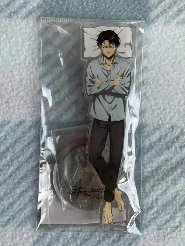 JIN Attack on Titan Libai Oyasumi acrylic stand