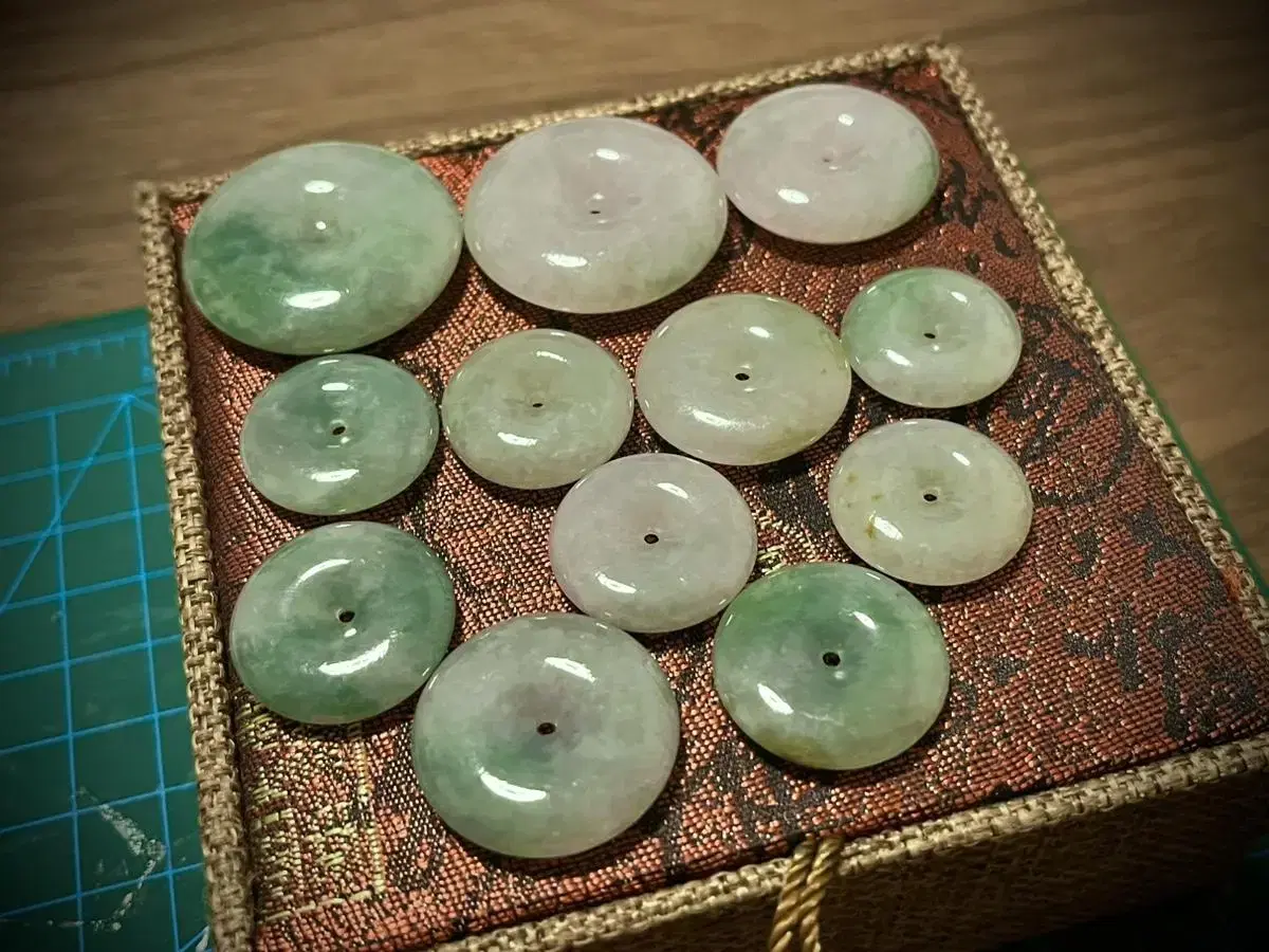 Bingjong Jade Pyeong'an-gu 100% natural jade