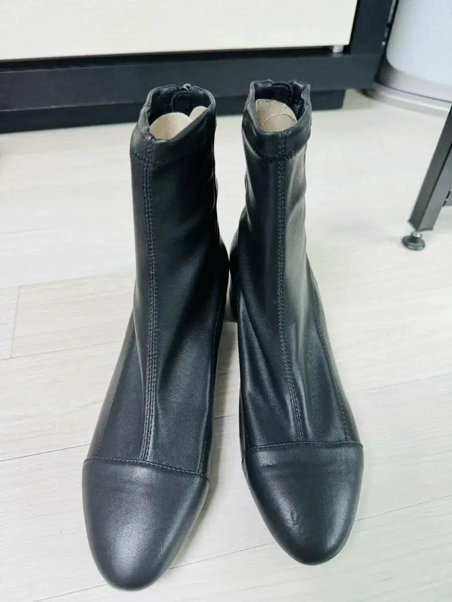 Women's ankle boots 245-250