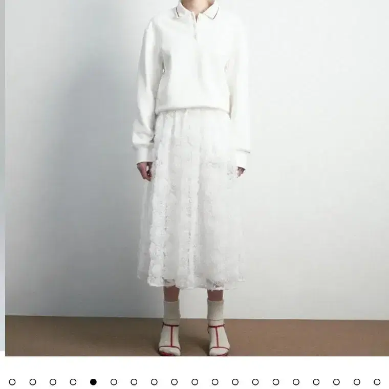 MOONSUN  Rose Lace Full Skirt / White