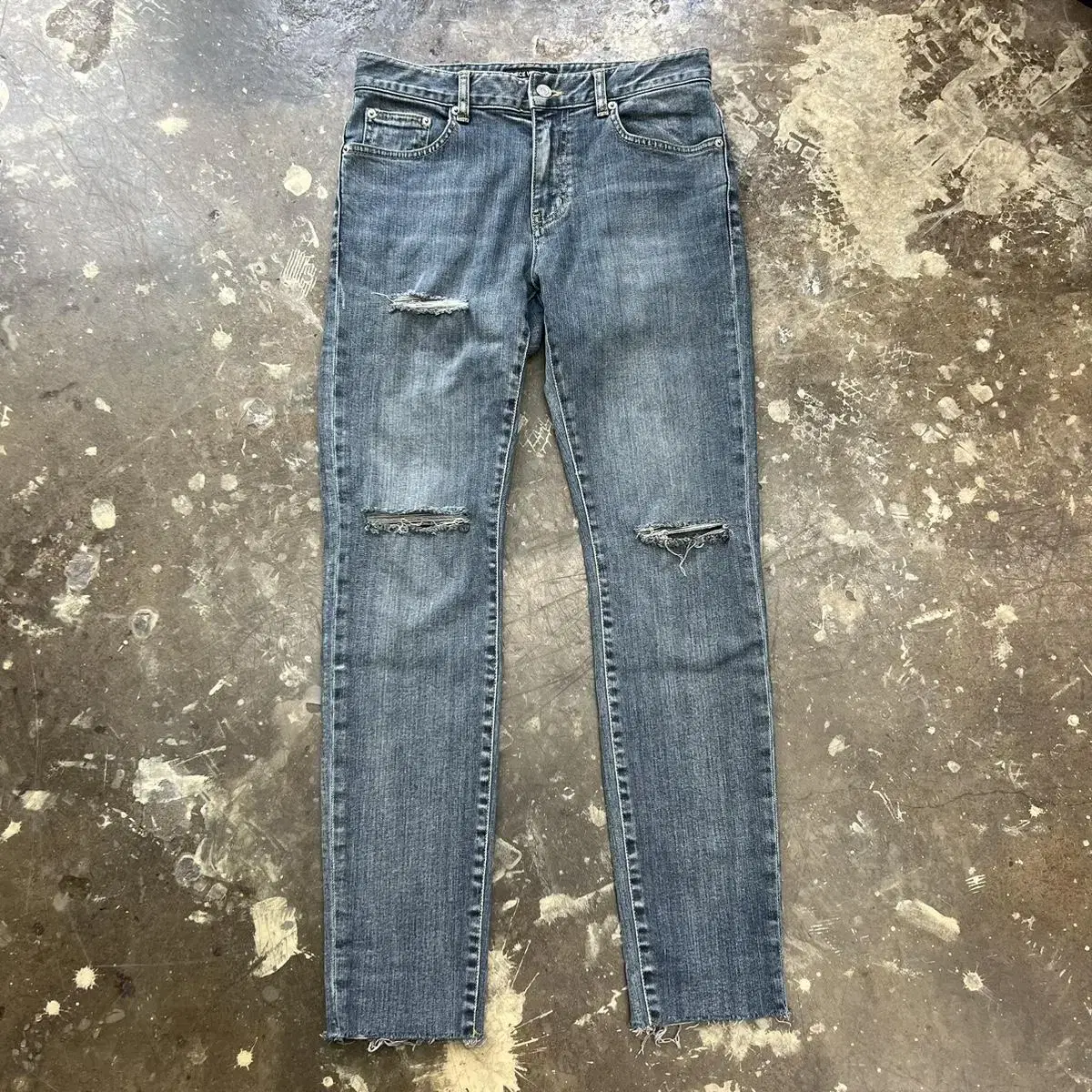 29) Peace Maker New Crop Jeans Denim Pants