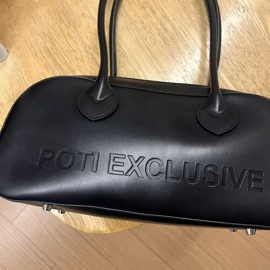 [Poti exclusive]black emboss boston bag