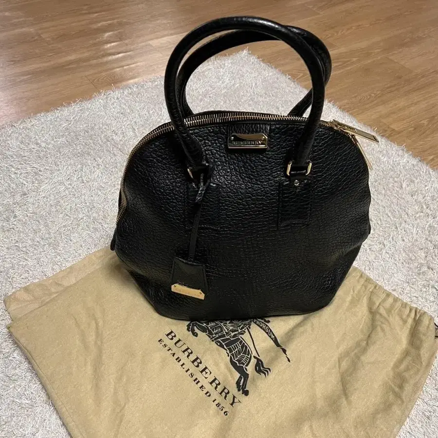 (BURBERRY Orchard medium bag)버버리 오차드 숄더