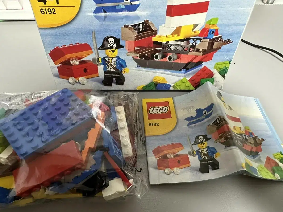 LEGO 6192 Pirates Building Kit Used