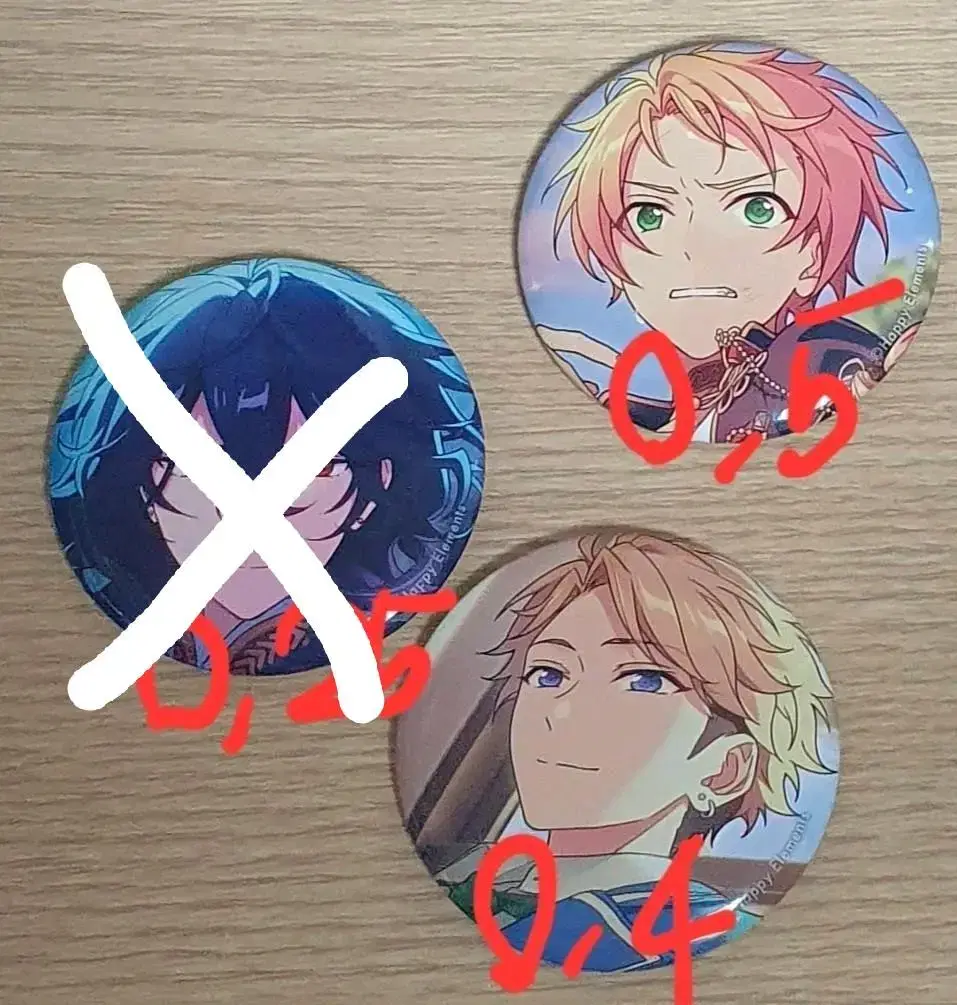 Anstar Lay,Arashi,Mako sells can badges