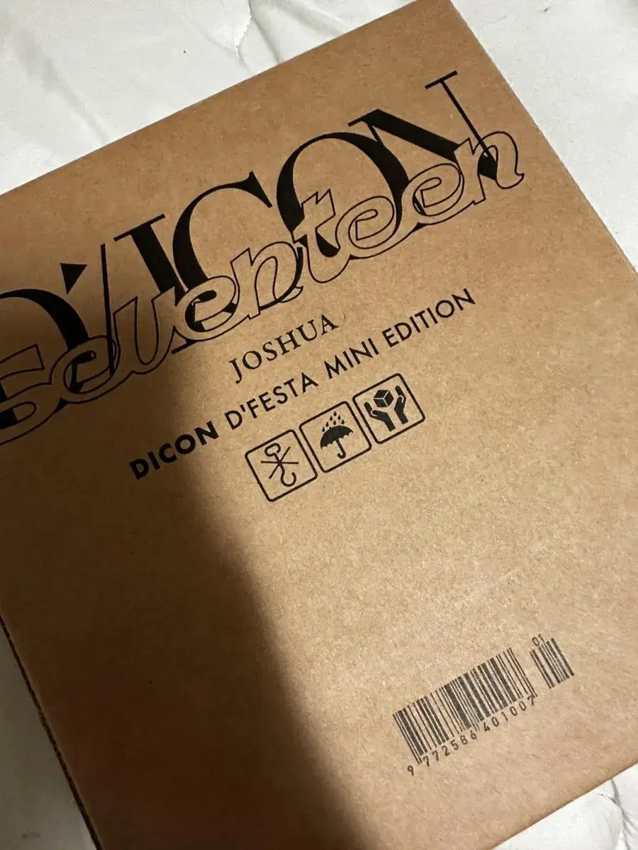 Seventeen joshua deikon mini edition