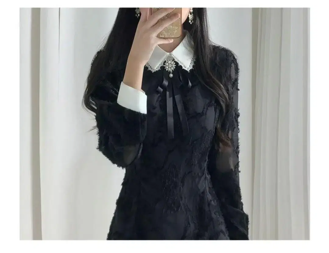 KARA BROOCH ONEPIECE