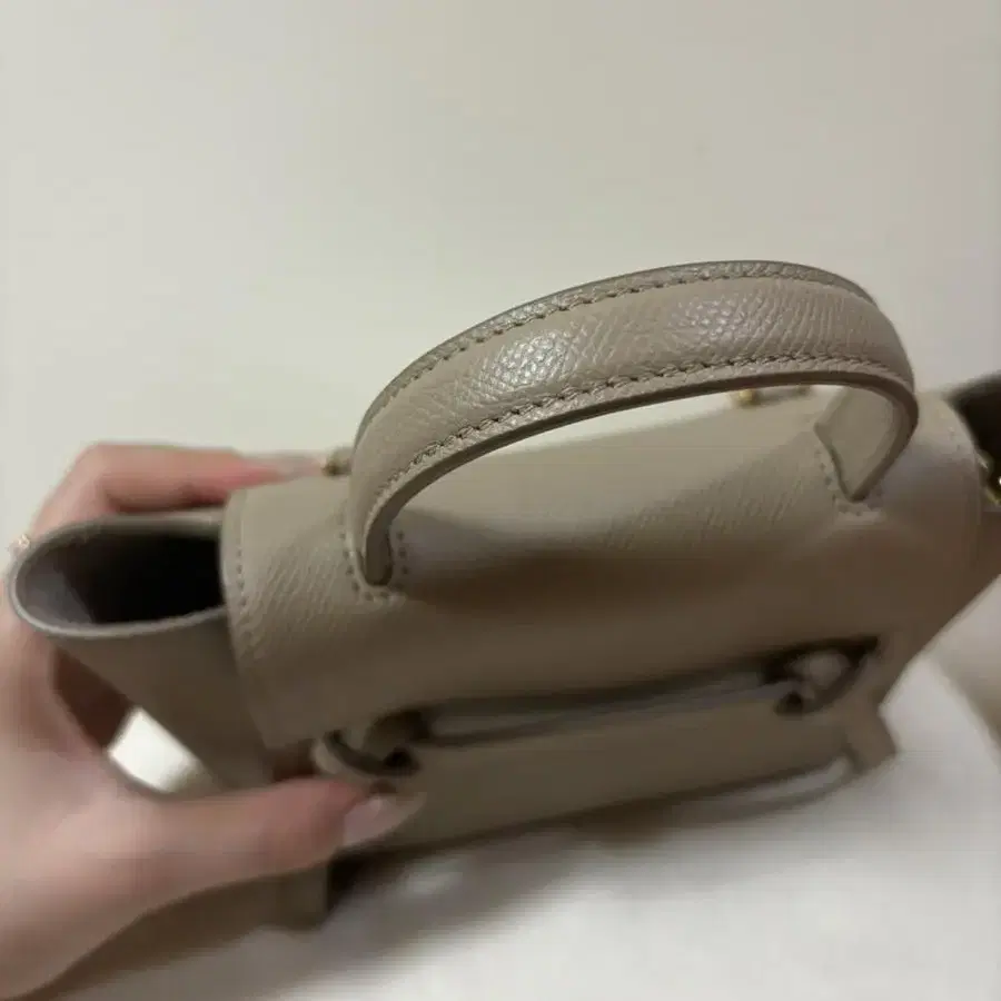 셀린느 벨트백 피코 Grained Calfskin 마지막최저가