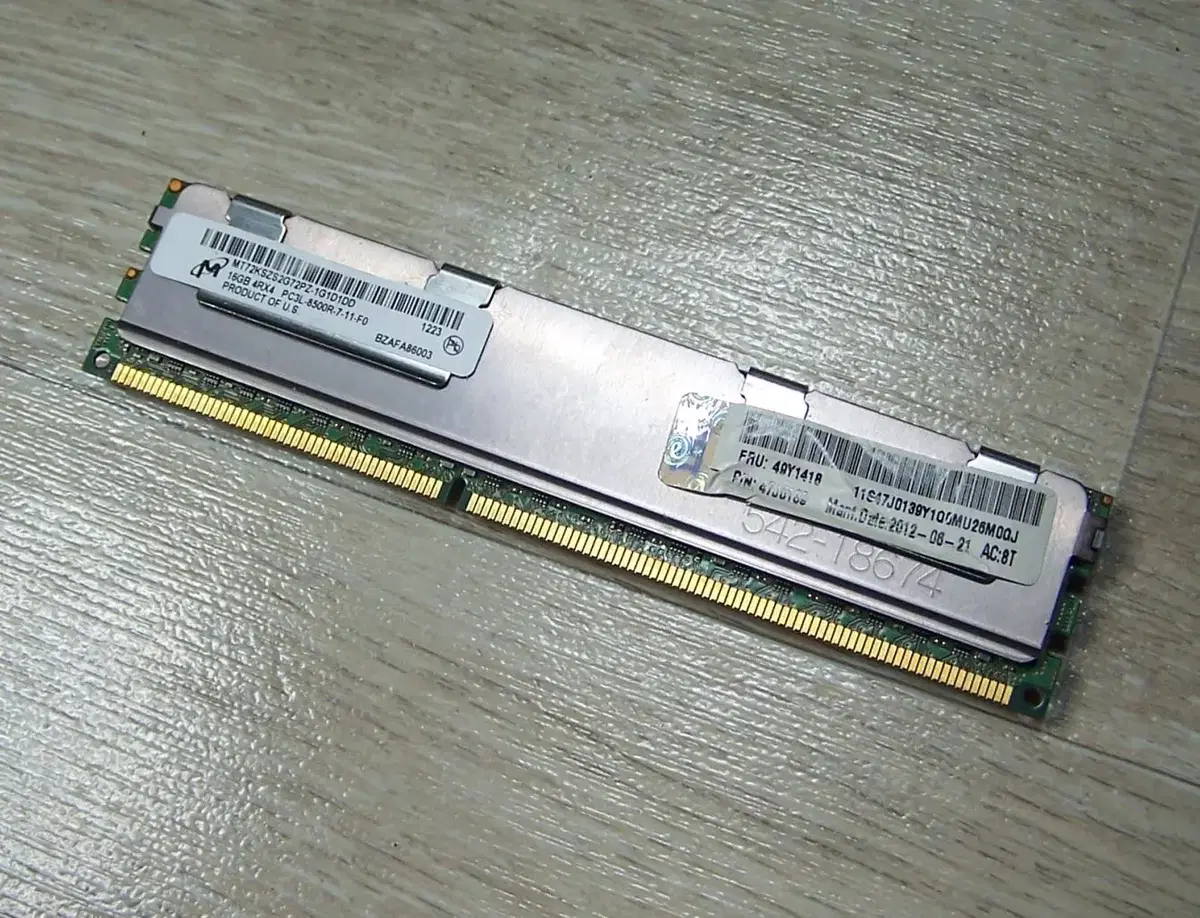 서버메모리 DDR3 16GB PC3L-8500 1066MHz (재고1개)