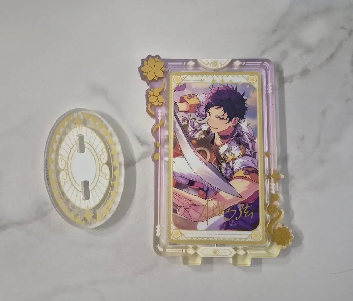 Angstafine Yuzuru rotating acrylic is sold!