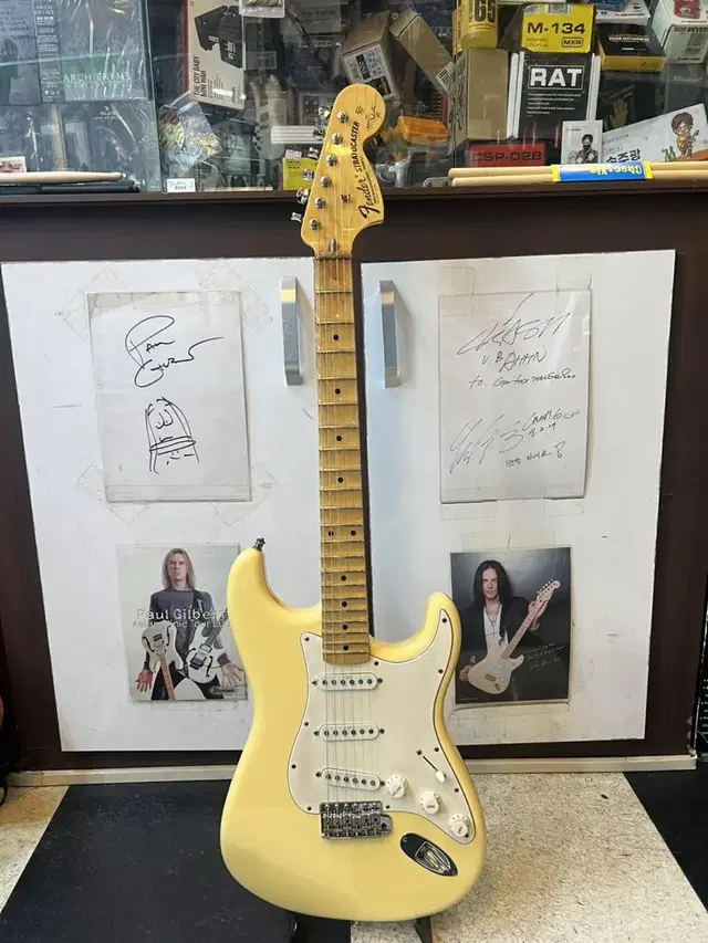 Fender Yngwie Malmsteen (USA)