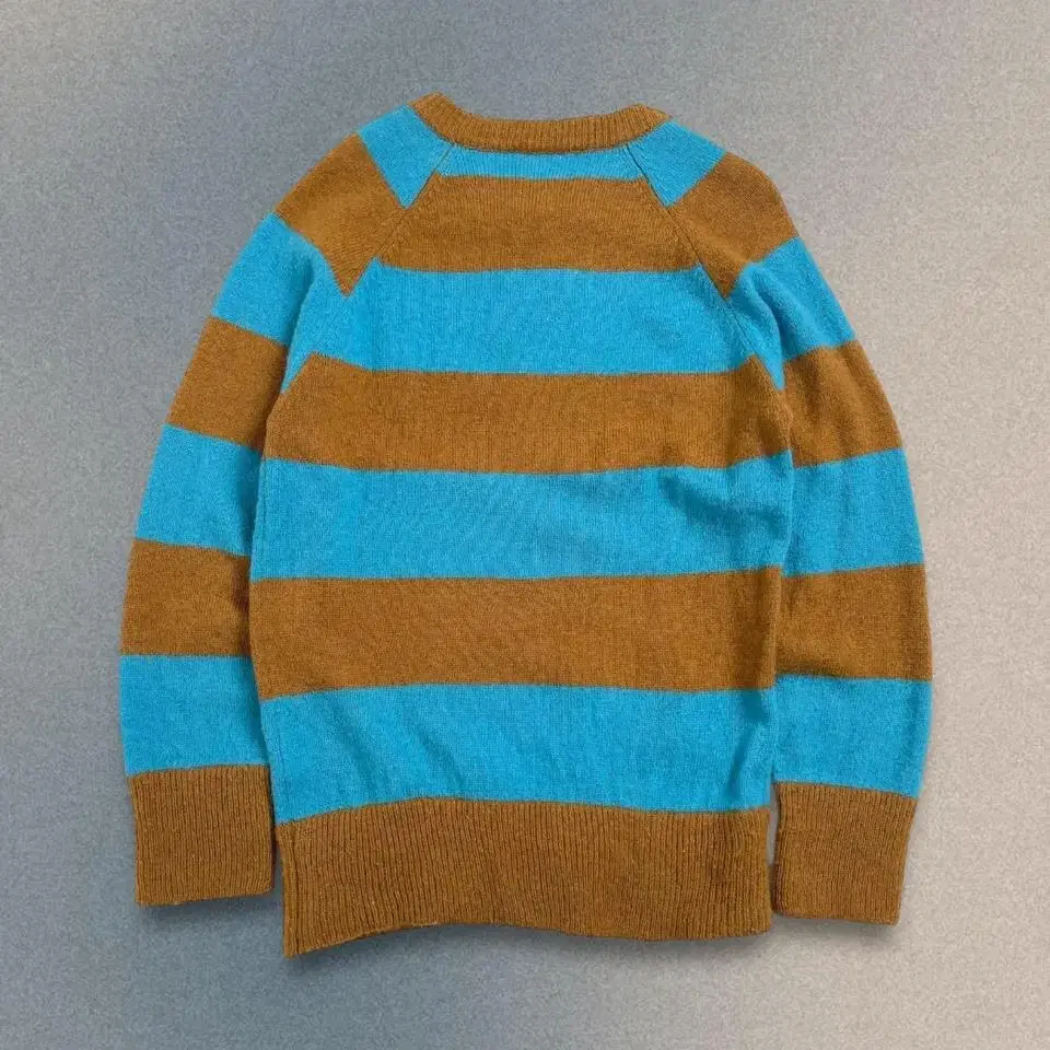 Vintage Stripe Henleyneck Knit