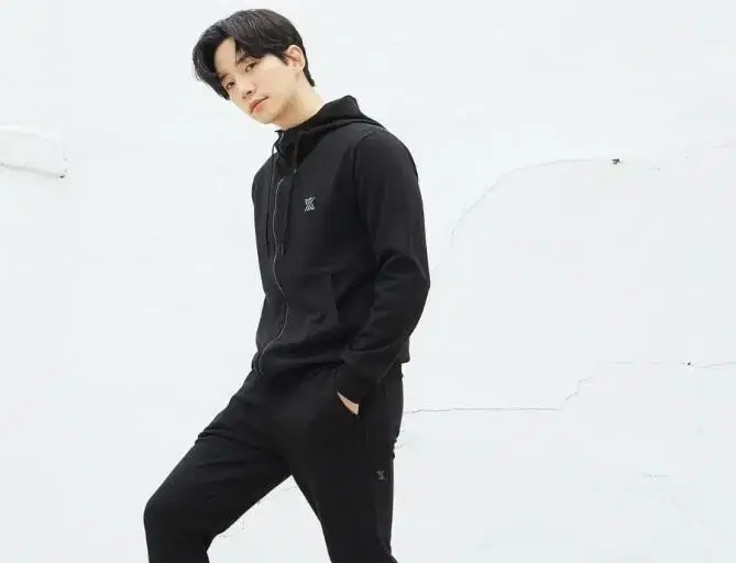 [junho]Unused junho Jexmix Black Hooded Top and Bottom Set