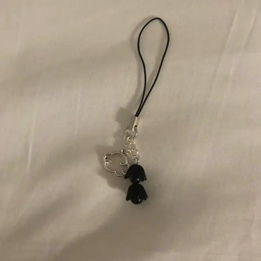 Black Flower Keyring