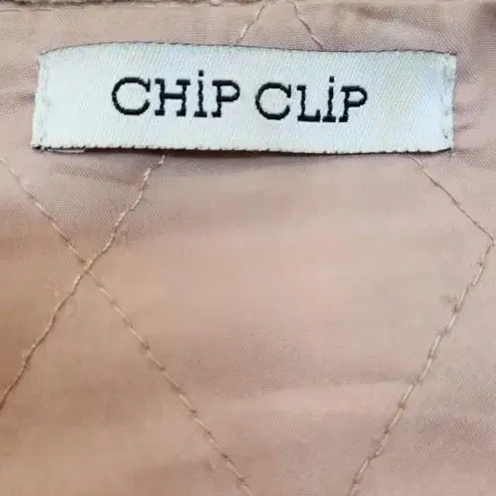 CHIP CLIP 폴리 점퍼