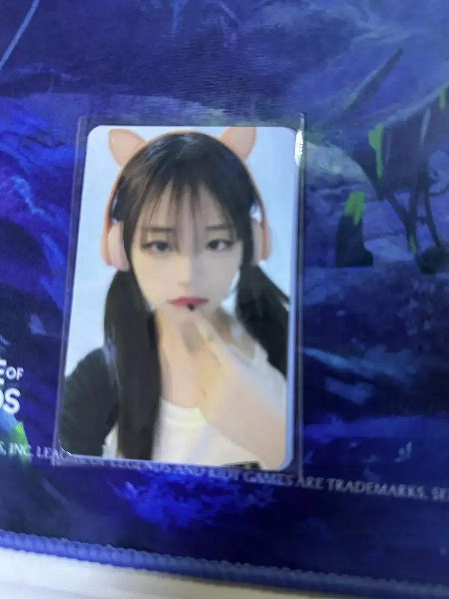 Yannon limited edition photocard+qwer mapsHuabo siyeon magenta sells