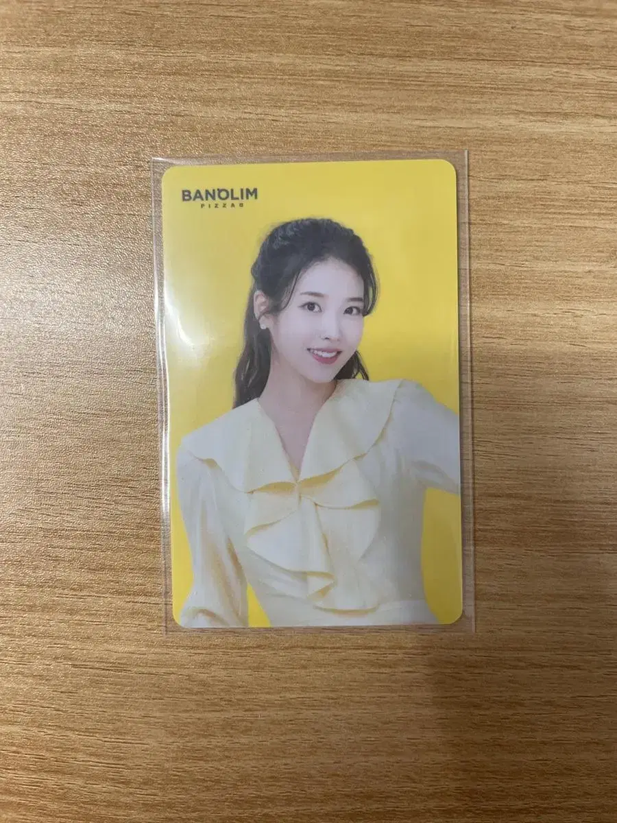 iu vahn pizza photocard wts