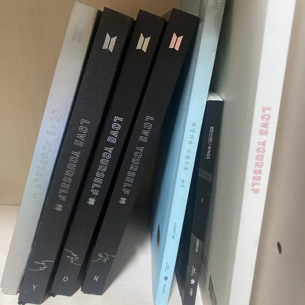 BTS album 팔아용 Love Yourself/Wings/Hwa Yang Yeon Hwa