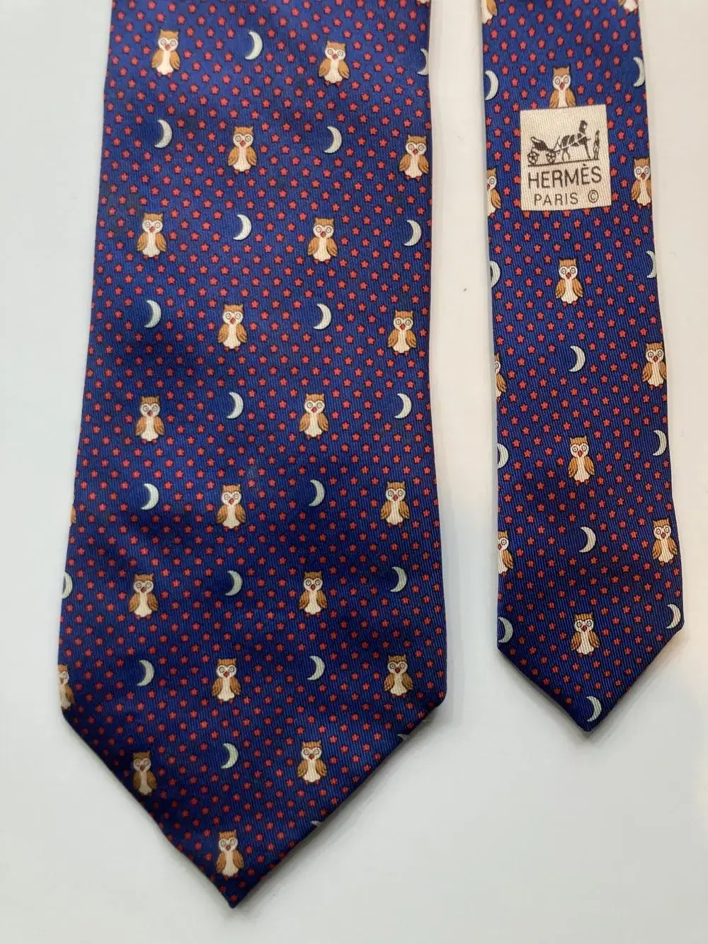 Hermès Owl Pattern Silk Tie