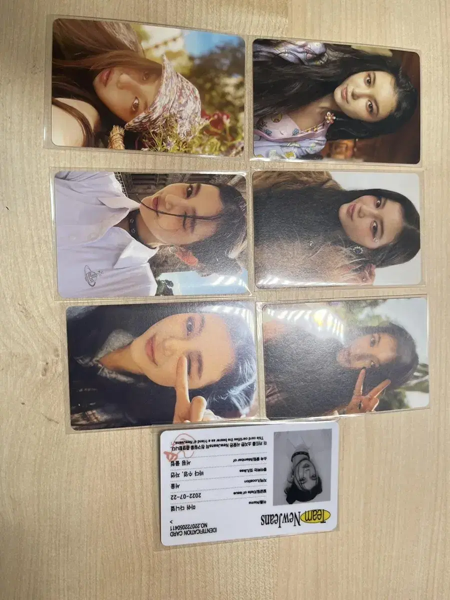 [Deactivation] [Official Goods Dump] new jeans Danielle, hyein photocard I wts 12 cards!