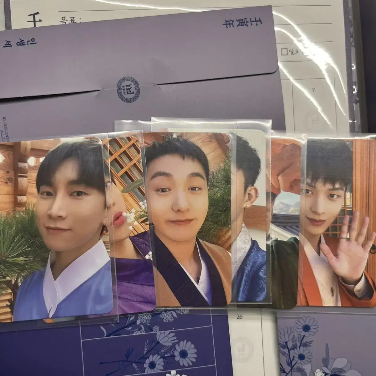 BTOB seasons greetings with photocard (no diary)