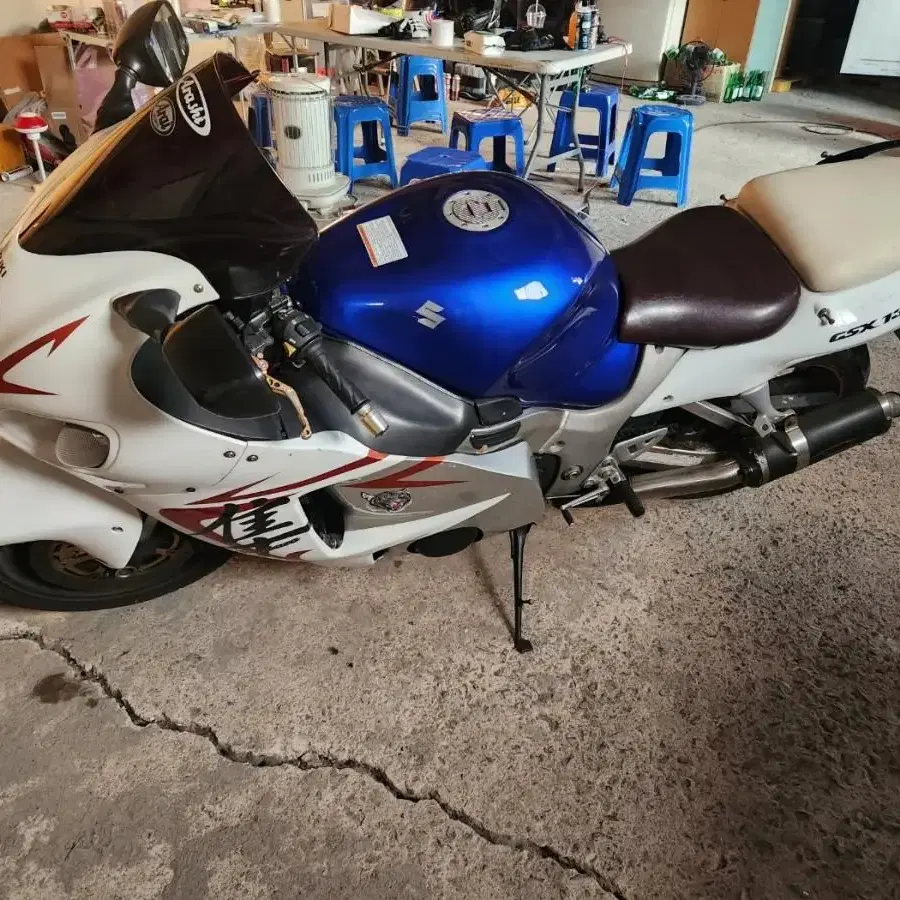 GSX1300 02년식