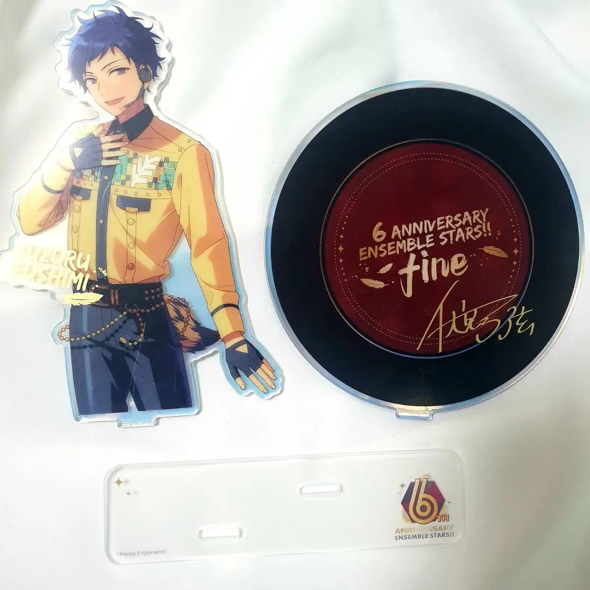 Angsta Yuzuru 6th Anniversary Mutaira Acrylic WTS