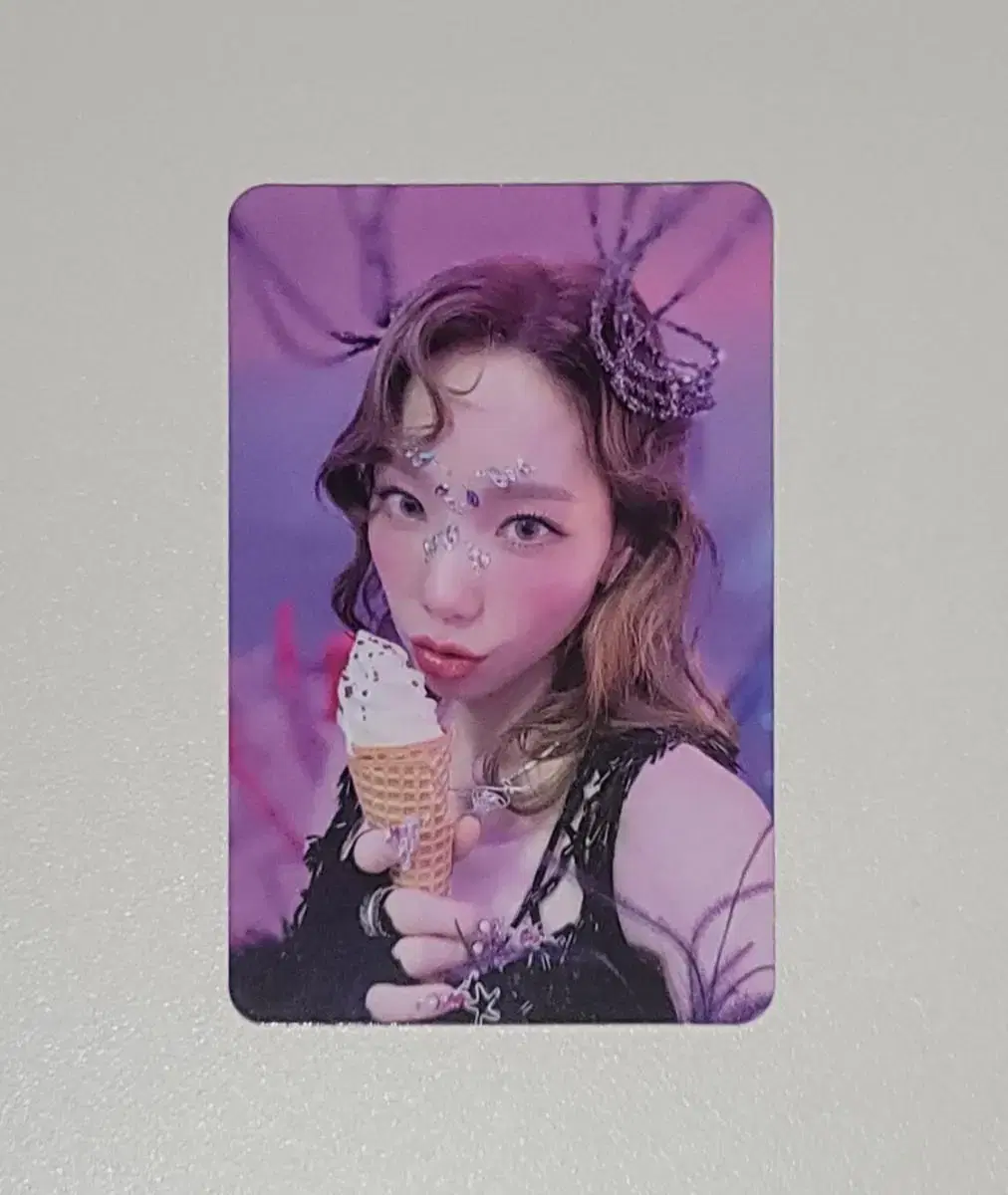 Forever One Taeyeon Photocard