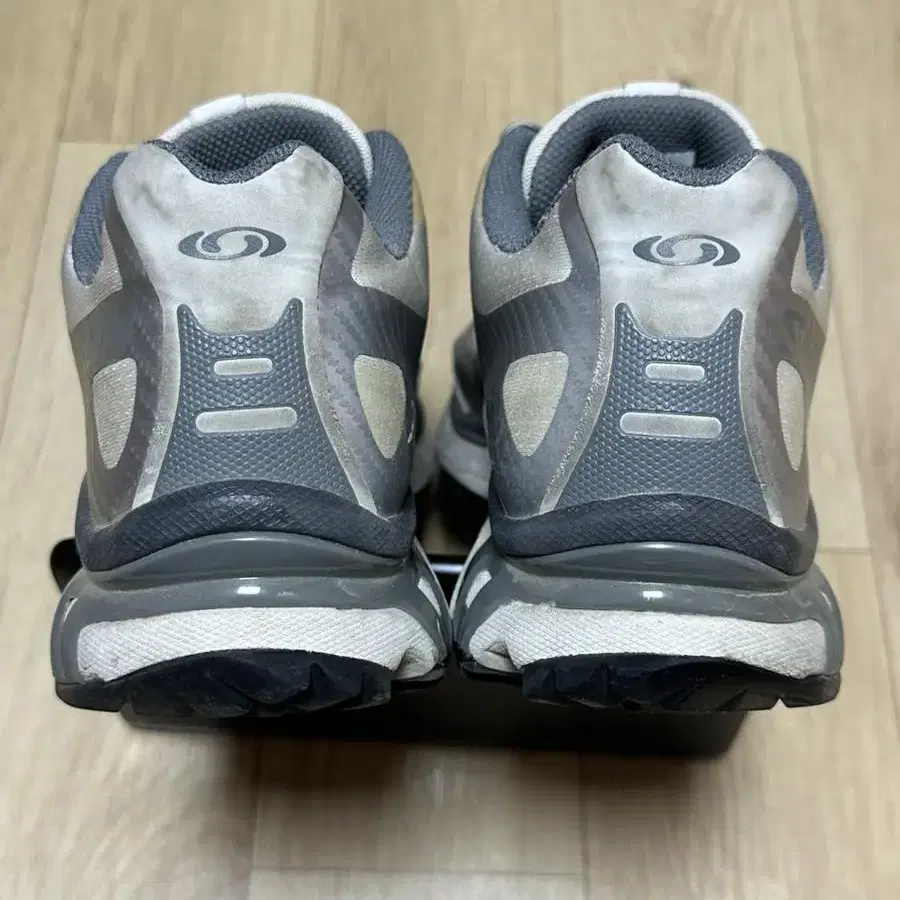 살로몬 Salomon XT-4 ADV Silver Metallic X 2