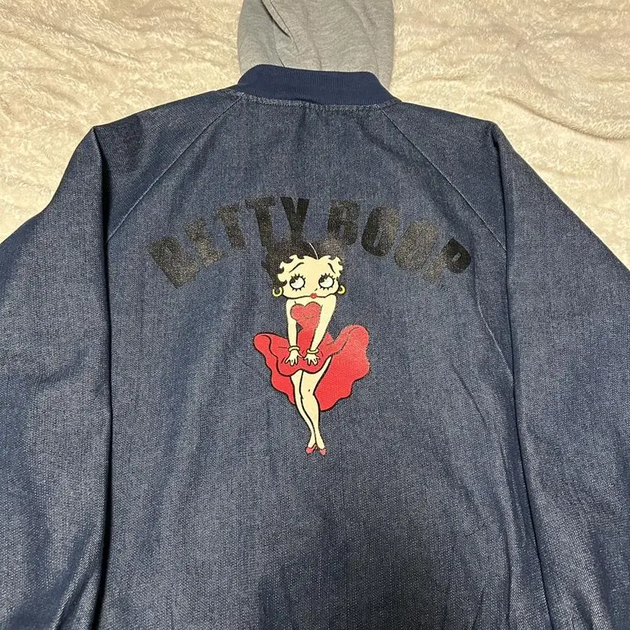 Denifits x Betty boop 데님자켓