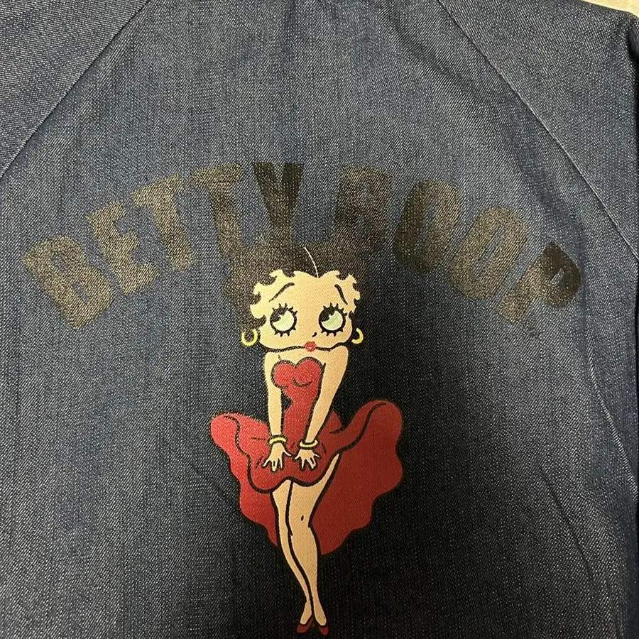 Denifits x Betty boop 데님자켓