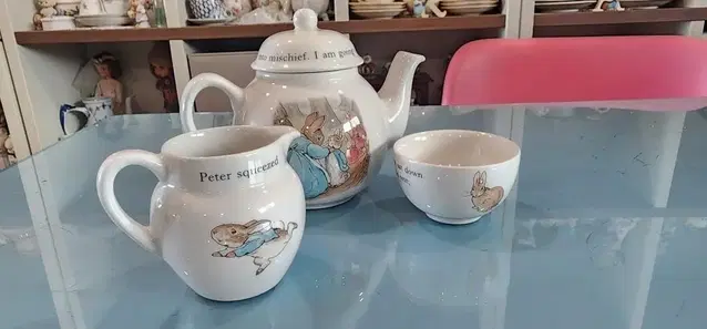 3 Pc Set Wedgwood Fredrick Warne Peter