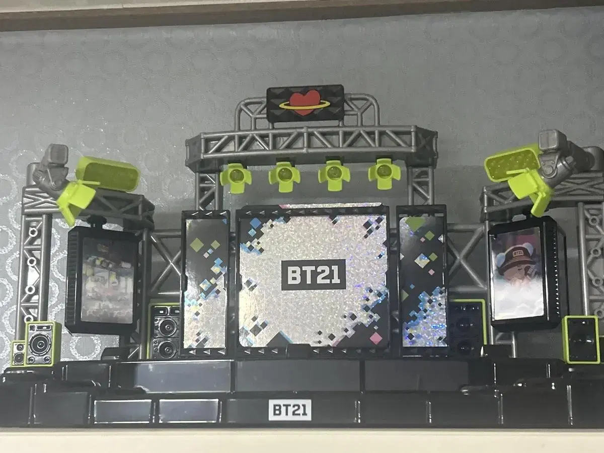 !!탈덕처분 ) bts BT21 Figures Stage