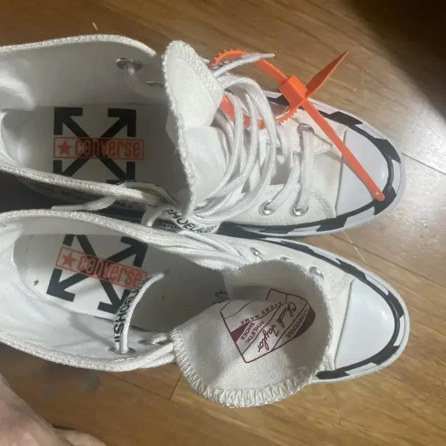 컨버스 x 오프화이트 converse x offwhite