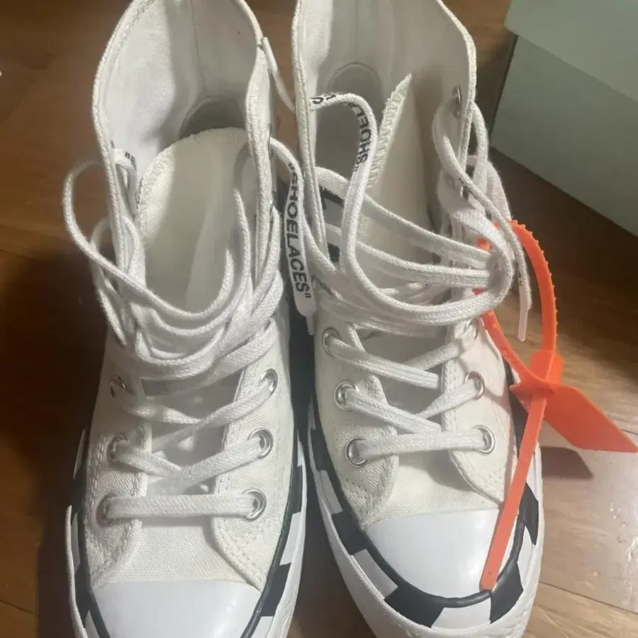 컨버스 x 오프화이트 converse x offwhite