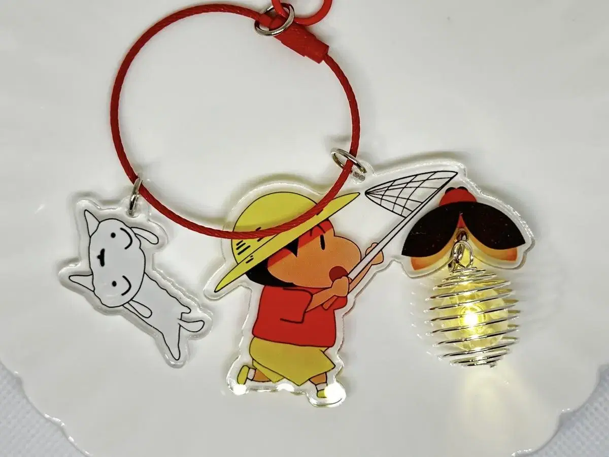 Crayon Shin-chan keyring (April 10-24)