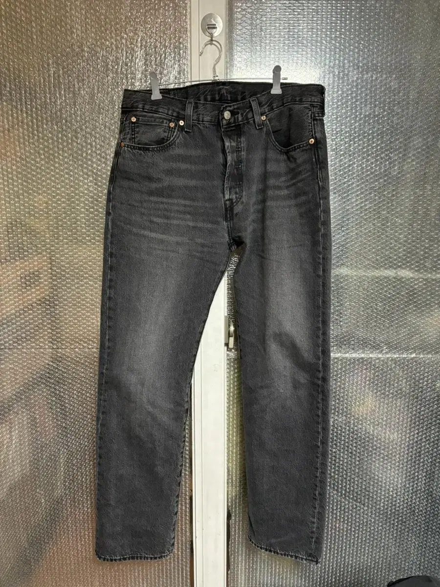 Levi's 00501-3370 size 34