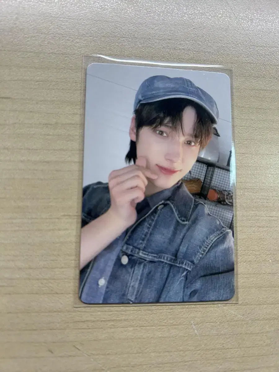 foxdom)txt hueningkai photocard moa kit