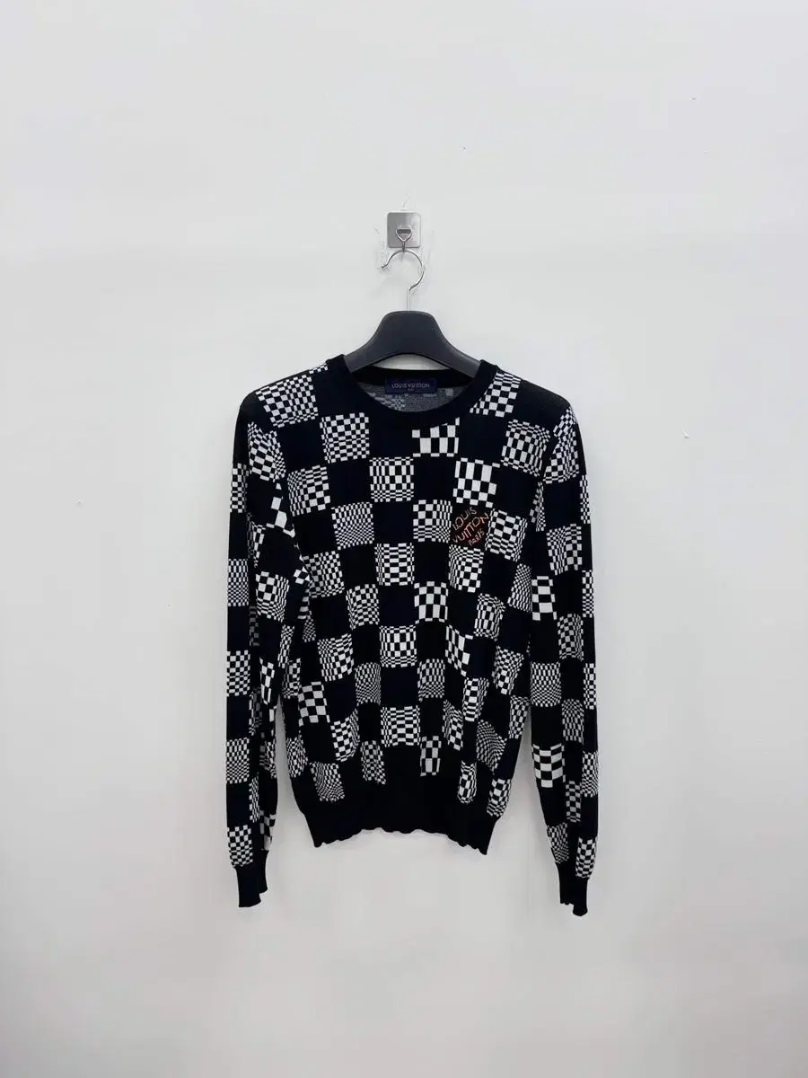 Louis Vuitton Damier Distressed Knit in Department Store Edition