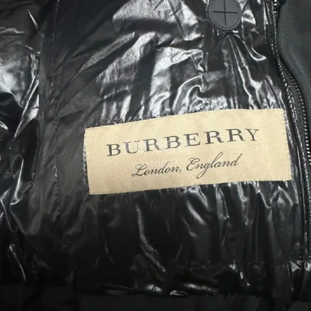 버버리 블랙와치 패딩 자켓 (Burberry)