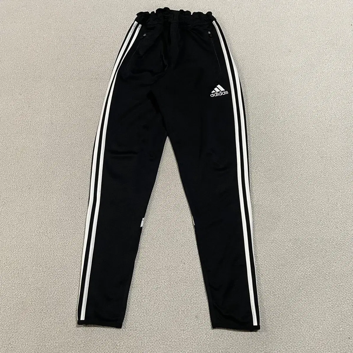 M Adidas Sweatpants N.3330