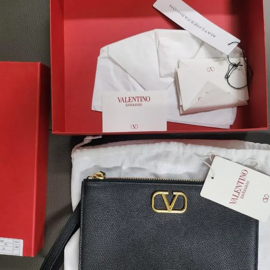 발렌티노 파우치 Valentino pouch