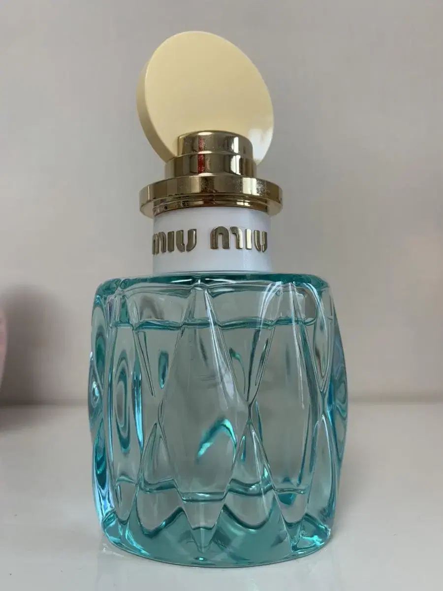 미우미우 로블루 50ml